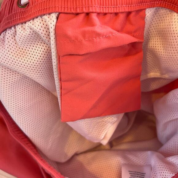 VINEYARD VINES 7" Swim Trunks in Salmon Men's Size Medium 30" Waist - Picture 8 of 9